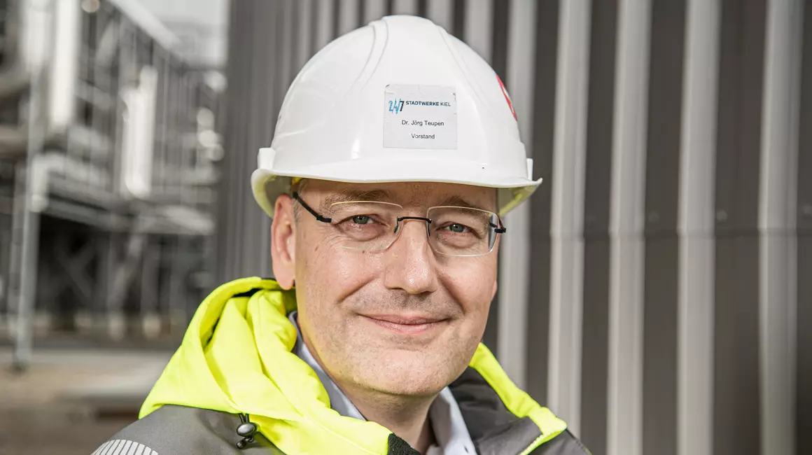 Im Amt bestätigt: Bereits seit 2020 ist Dr. Jörg Teupen Vorsitzender der BDEW-Landesgruppe Norddeutschland.