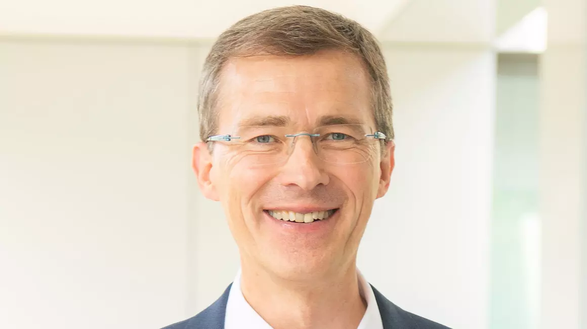 Frank Meier, Vorstandsvorsitzender der Stadtwerke Kiel AG, sieht sich durch die Auszeichnung bestätigt, die Energiewende gemeinsam mit den Kunden anzugehen.
