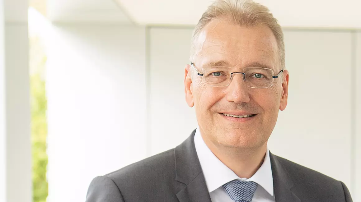 Für Dr. Jörg Teupen, Vorstand Technik und Personal der Stadtwerke Kiel AG, beweist die weitere Auszeichnung, dass sein Unternehmen in der Region optimal aufgestellt ist.